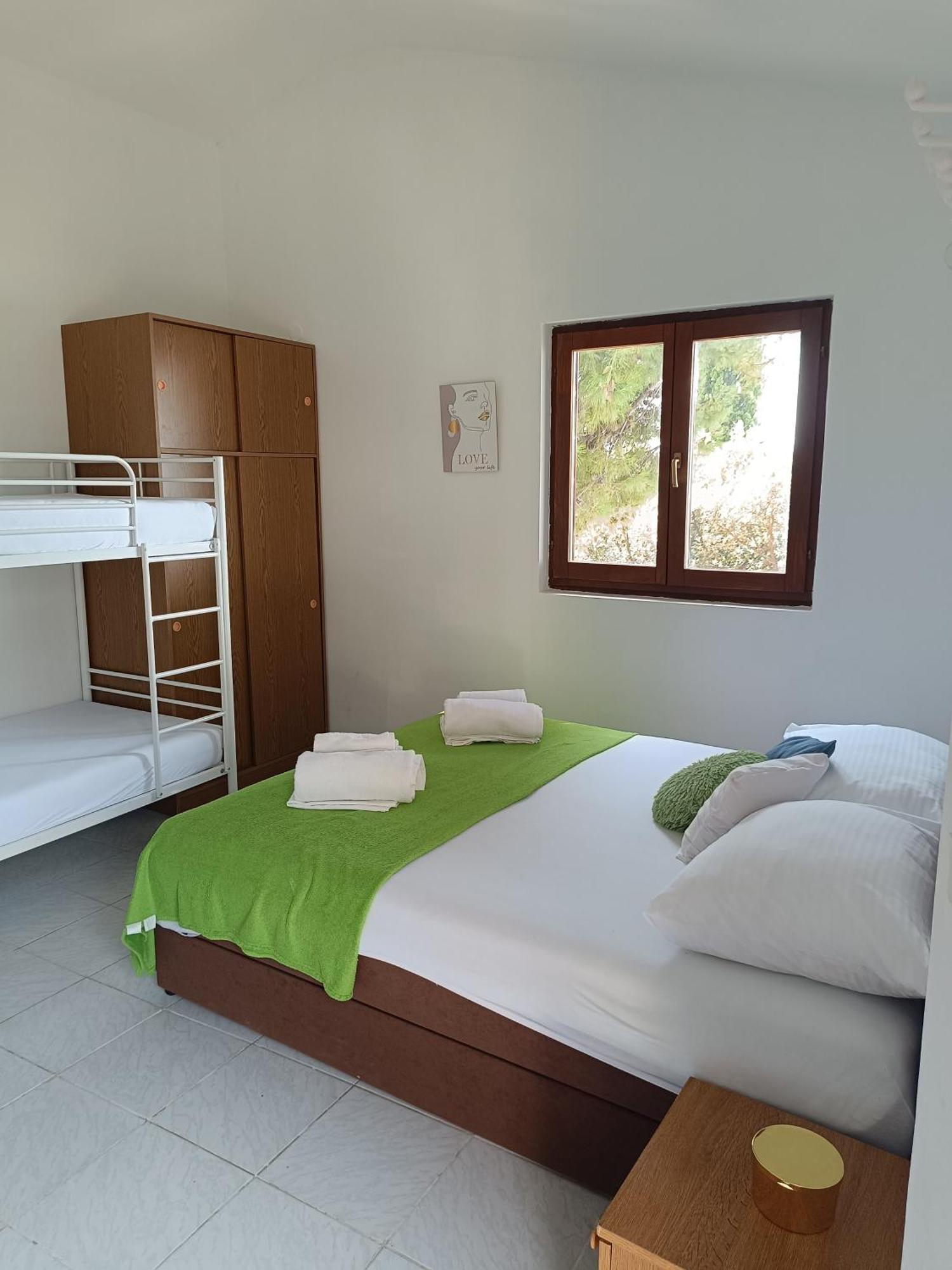 Studio Apartmani Tucic เซลินา ภายนอก รูปภาพ