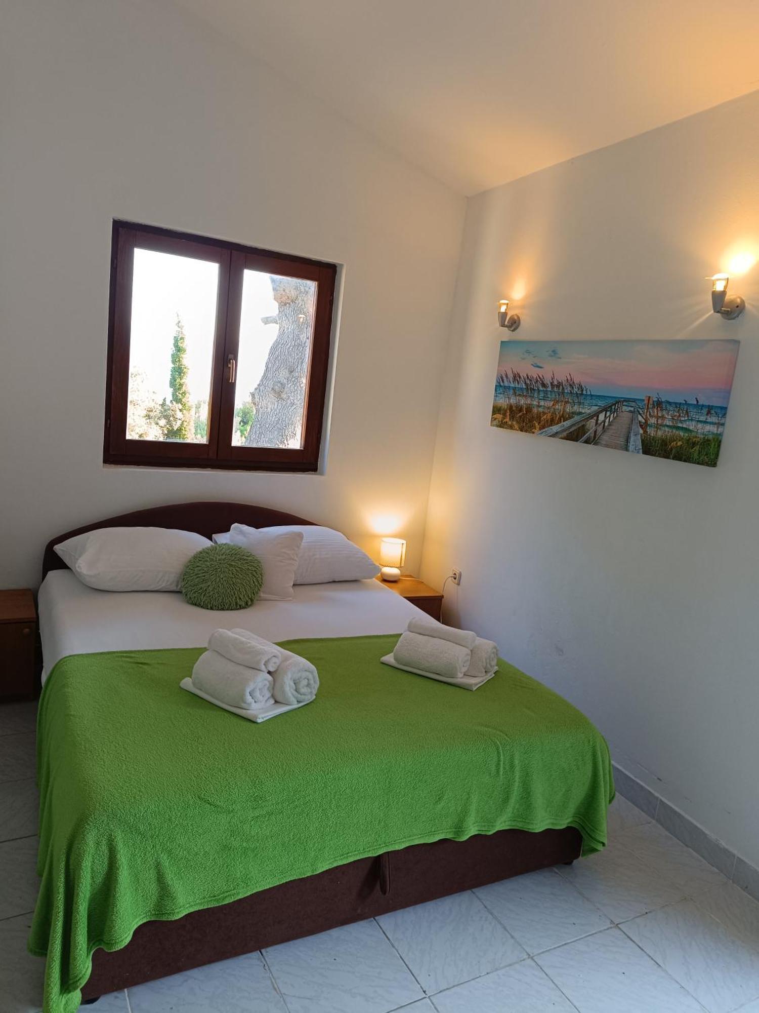 Studio Apartmani Tucic เซลินา ภายนอก รูปภาพ